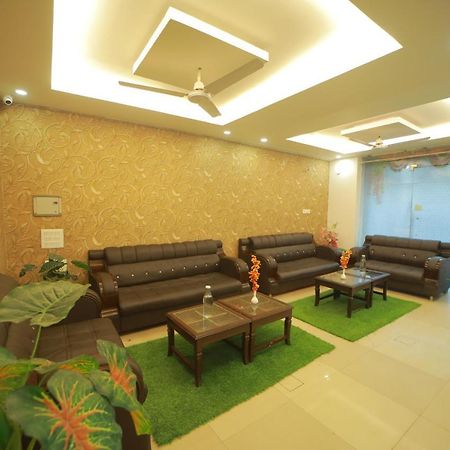 פאטנה Chocolate Inn Rajeev Nagar מראה חיצוני תמונה